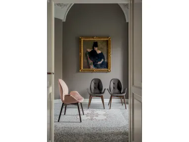 Sedia Sorrento con seduta rivestita in pelle di Tonin Casa