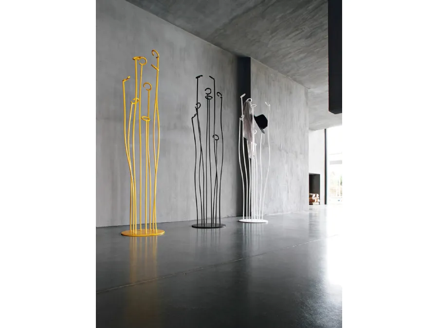 Appendiabiti di design Alga in metallo laccato di Tonin Casa