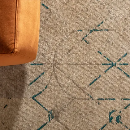 Tappeto Geometric con linee sottili che si intersecano tra di loro di Tonin Casa