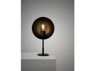 Lampada da tavolo ruotabile in metallo Charlotte Tavolo di Midj