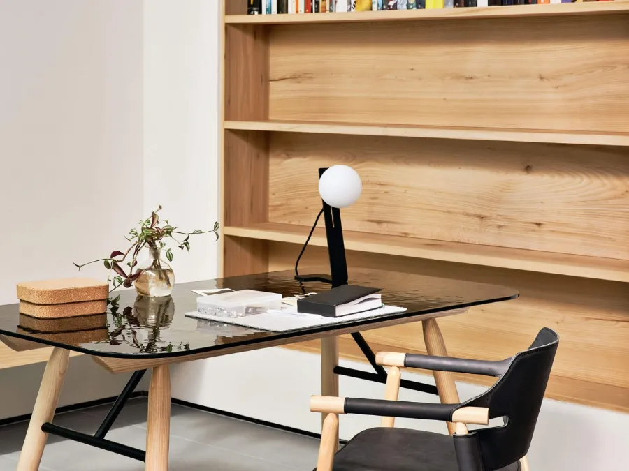 Lampada in metallo nero con 1 luce Suspense Tavolo di Midj