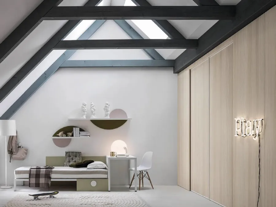 Porta scorrevole per interni effetto legno con profilo in alluminio Like Sospesa di Doal