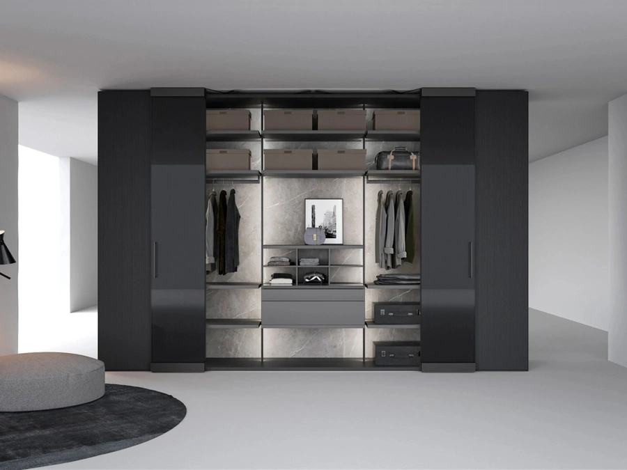 Armadio Freedhome Apertura Totale 50 vetro fumé di Caccaro