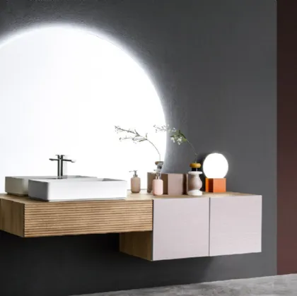 Mobile da Bagno sospeso Composizione B06 in legno di Rovere massello naturale e laccato di Devina Nais