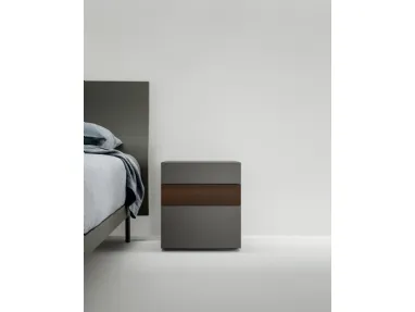 Comodino Filnox in laccato e legno di Caccaro