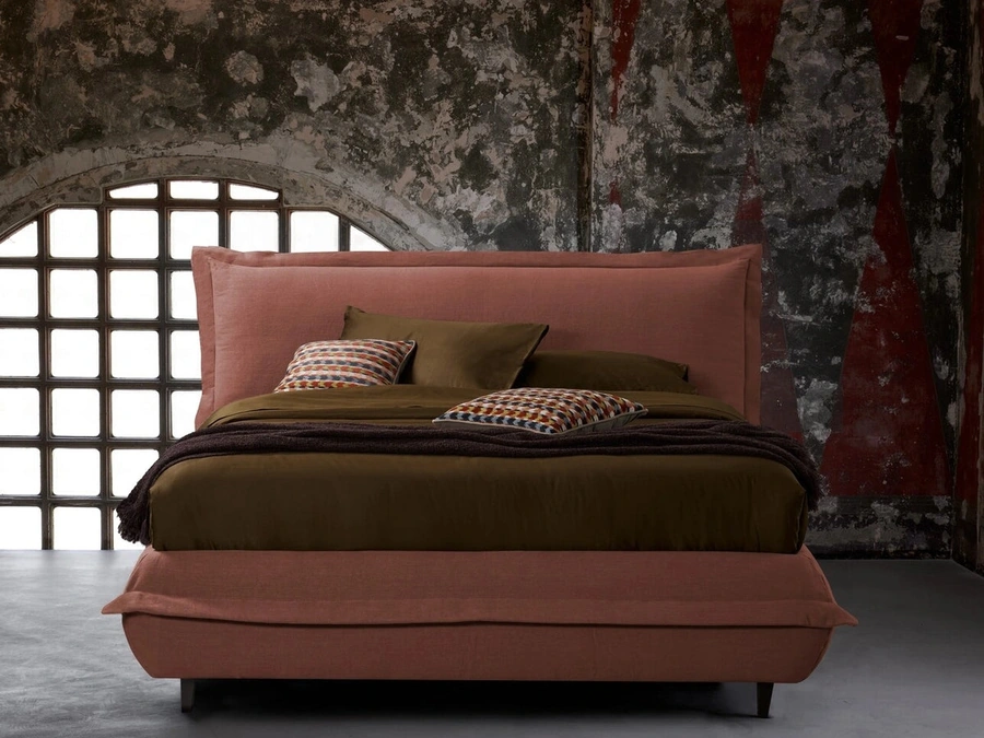 Letto imbottito Keit di Dorelan Letti