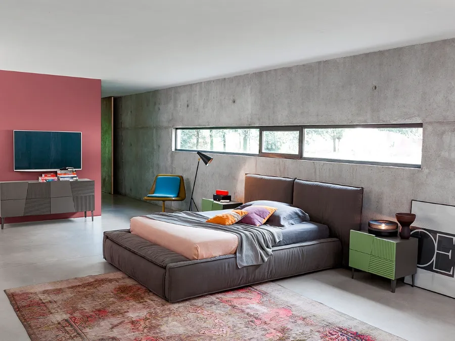 Letto Imbottito con Panchetta di Devina Nais