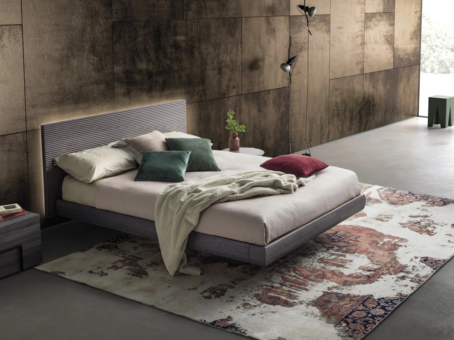 Letto Zen con testiera effetto sospesa di Devina Nais