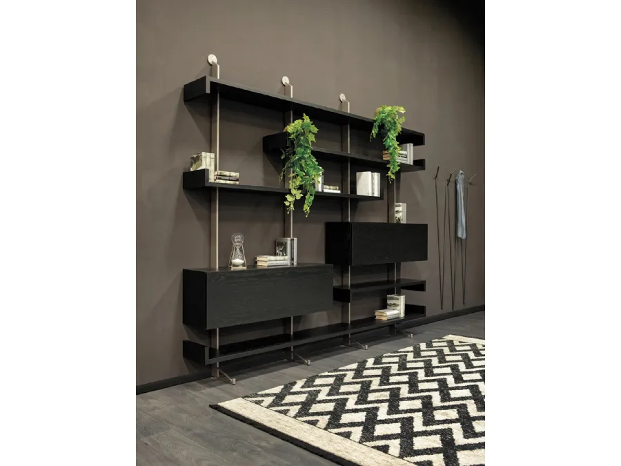 Libreria a muro in legno con montanti in metallo Plan di Tonin Casa