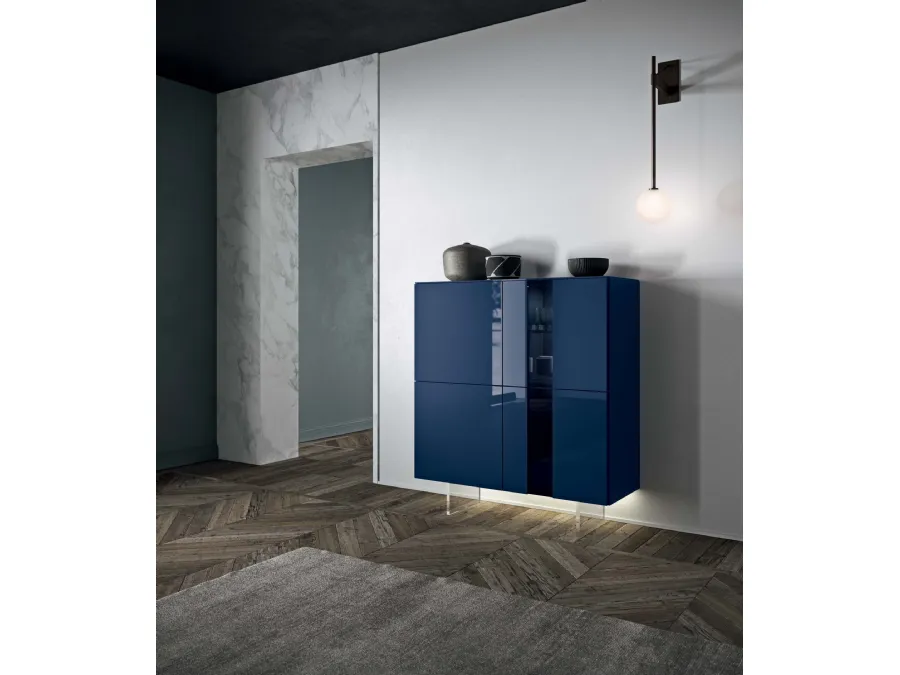 Madia Alta I-Modul Art in laccato lucido con piedini in metacrilato trasparente di Presotto