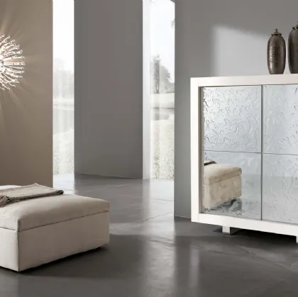 Madia Picasso in Rovere tinto Bianco P2 Goccia con ante in cristallo a specchio e resina di Riflessi