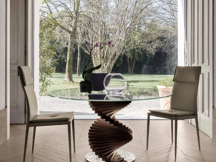 Sedia Adria con rivestimento in pelle di Tonin Casa