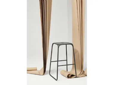 Sgabello Bobo Stool in polipropilene e acciaio di Infiniti