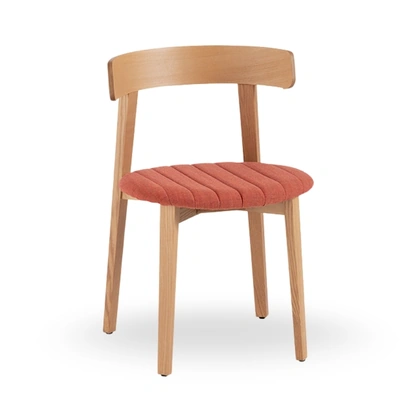 Sedia in legno Maya di Midj