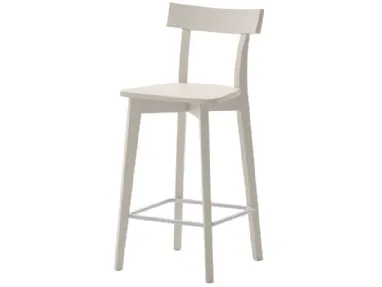 Sgabello Maya in faggio laccato di Veneta Cucine