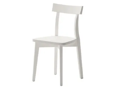 Sedia Maya in faggio laccato di Veneta Cucine