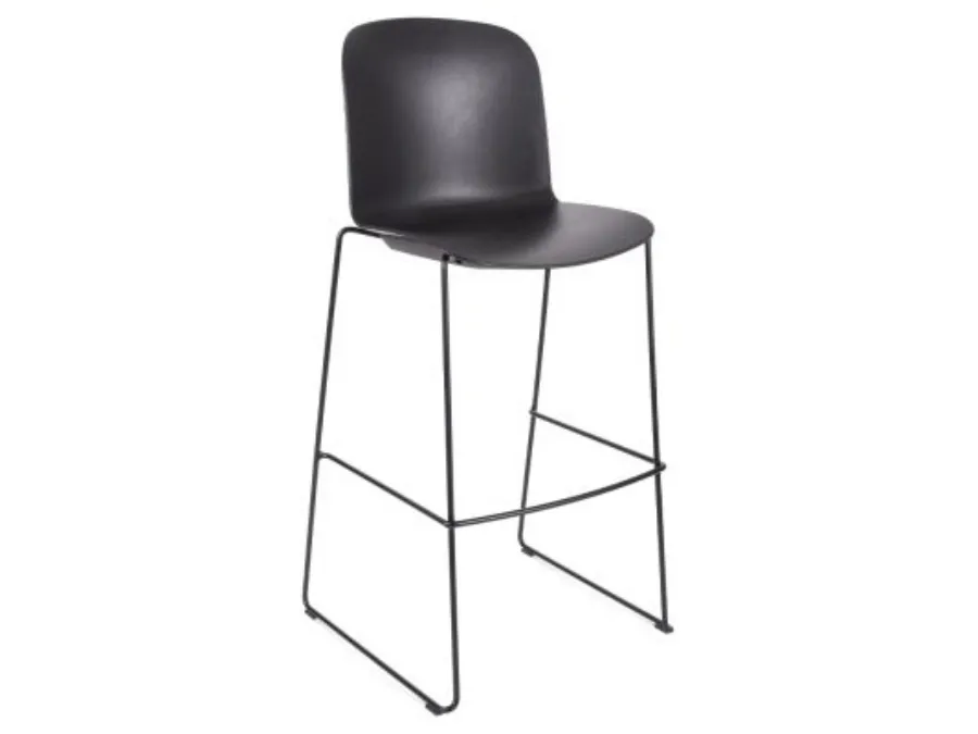 Sgabello Relief 4 Legs Kitchen Stool con scocca in polipropilene e base in tondino di acciaio di Infiniti