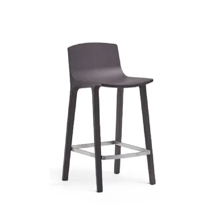 Sgabello Seame Kitchen Stool in Rovere verniciato con poggiapiedi in acciaio di Infiniti