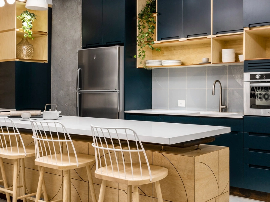 Sgabello Strike di Midj