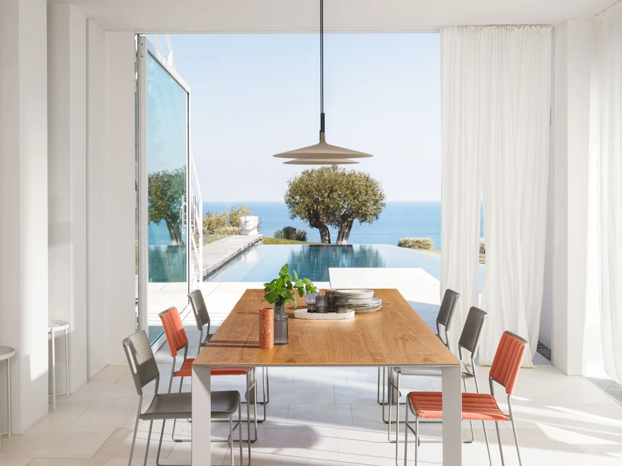 Sedia in tessuto Slim di Midj