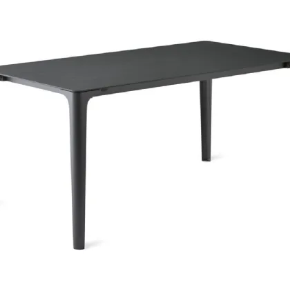 Tavolo in alluminio verniciato opaco nero Bistrot di Veneta Cucine