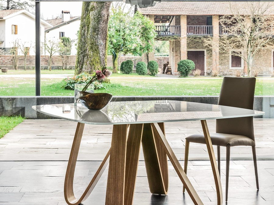 Tavolo Butterfly in vetro di Tonin Casa