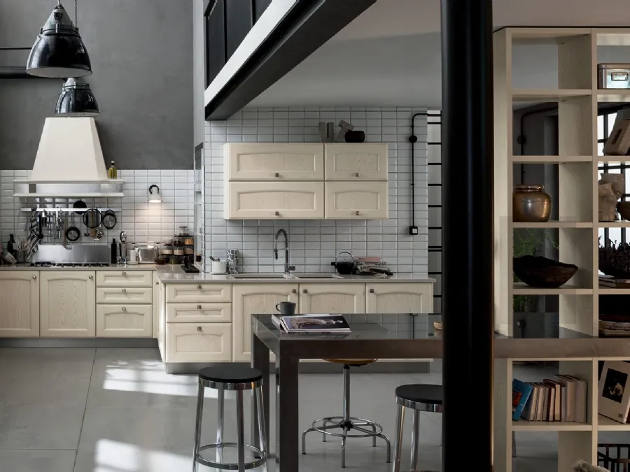Cucina Classica angolare Villa d'Este in legno laccato Avorio di Veneta Cucine