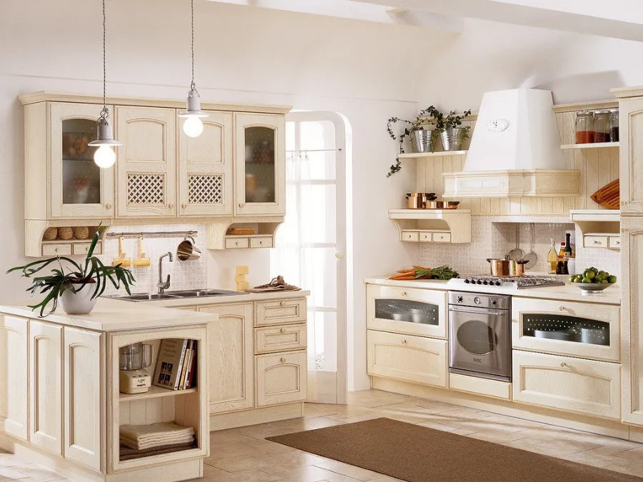 Cucina Classica angolare Villa d'Este in legno laccato Avorio di Veneta Cucine