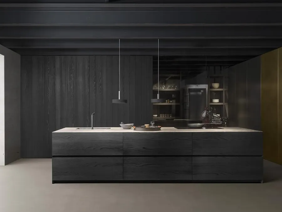 Cucina Design con isola Fly finitura Cedro Brown con top in pietra Emperador Raw di Modulnova