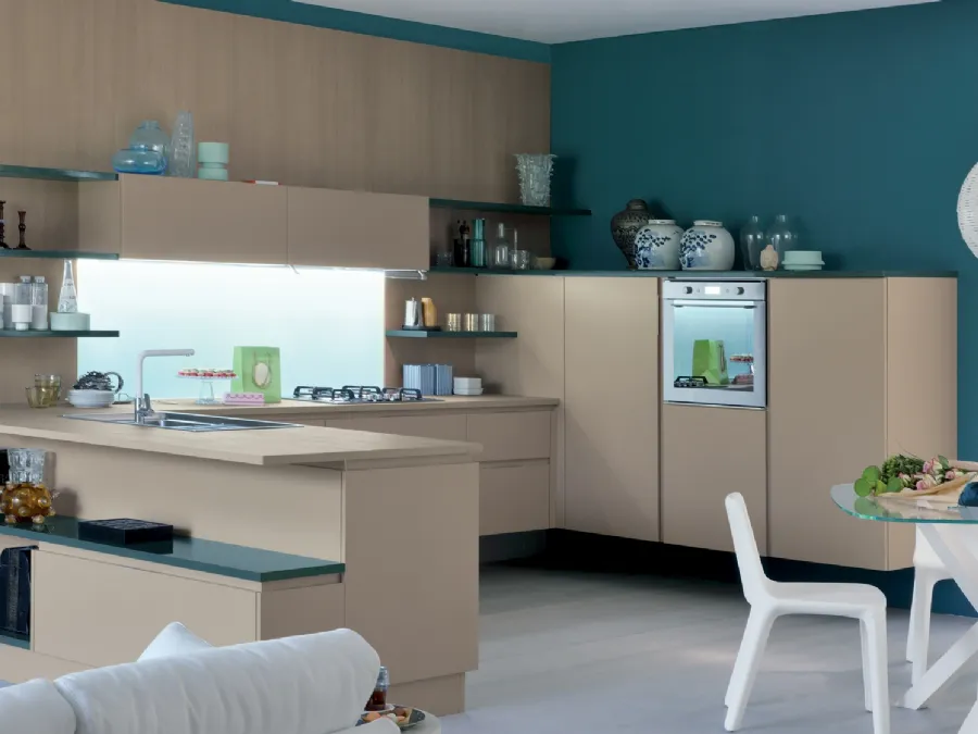 Cucina Moderna Extra angolare in laccato opaco Beige Ecru di Veneta Cucine