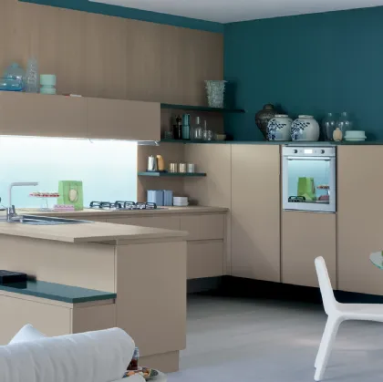Cucina Moderna Extra angolare in laccato opaco Beige Ecru di Veneta Cucine
