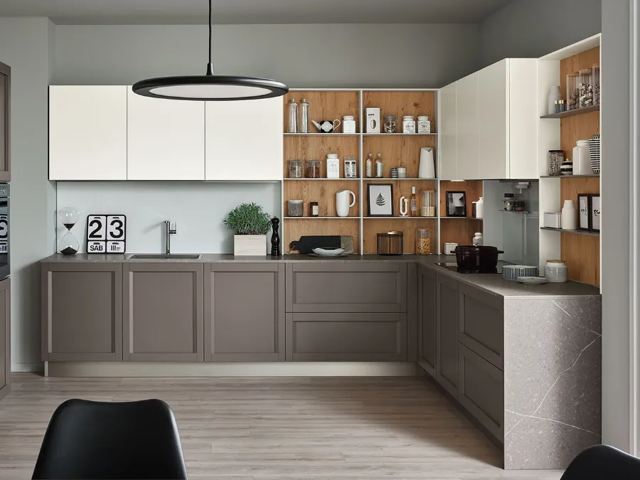 Cucina Moderna angolare Milano 05 in laccato Grigio e Bianco di Veneta Cucine