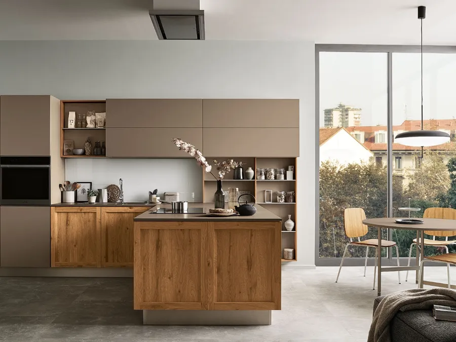 Cucina Moderna angolare Milano in Rovere e laccato Marrone di Veneta Cucine